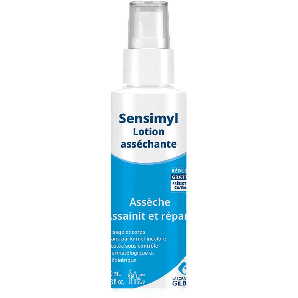 Flacon de lotion Sensimyl blanc avec vaporisateur. Accents bleus et texte. Réduit les démangeaisons, assèche, assainit et répare.