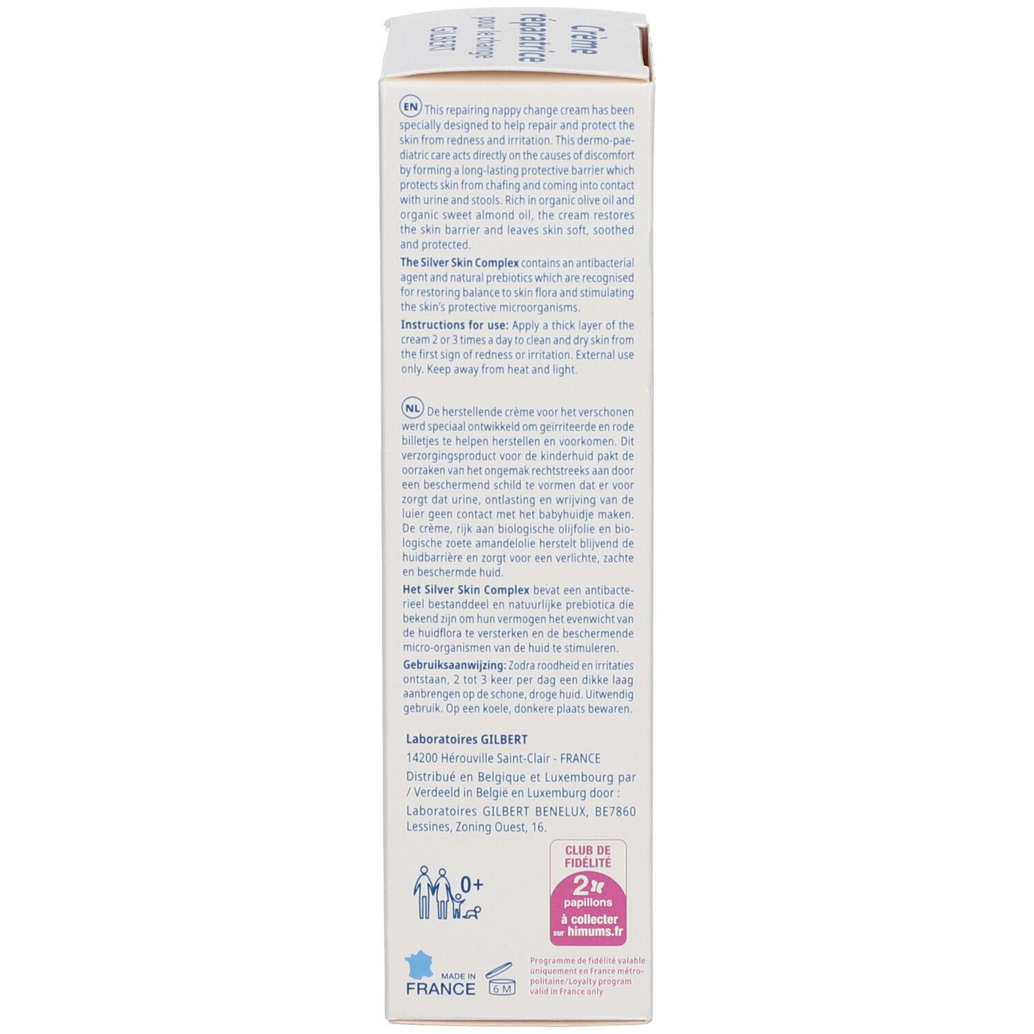 Achterkant van een witte productverpakking. Tekst in meerdere talen. Met fabrikant informatie en logo's.