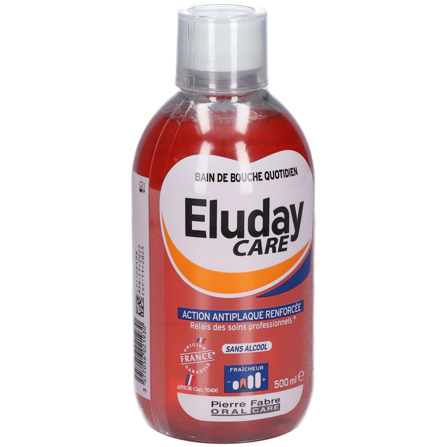 Flacon de bain de bouche rouge avec bouchon blanc. Inscription: Eluday CARE, sans alcool, 500ml. Label de qualité français.