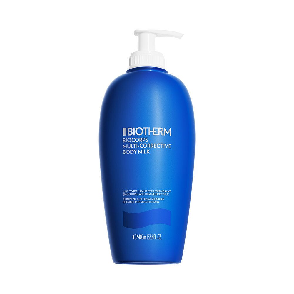 Blaue Flasche mit weißem Pumpverschluss. Aufschrift: BIOTHERM, Biocorps Multi-Corrective Body Milk.