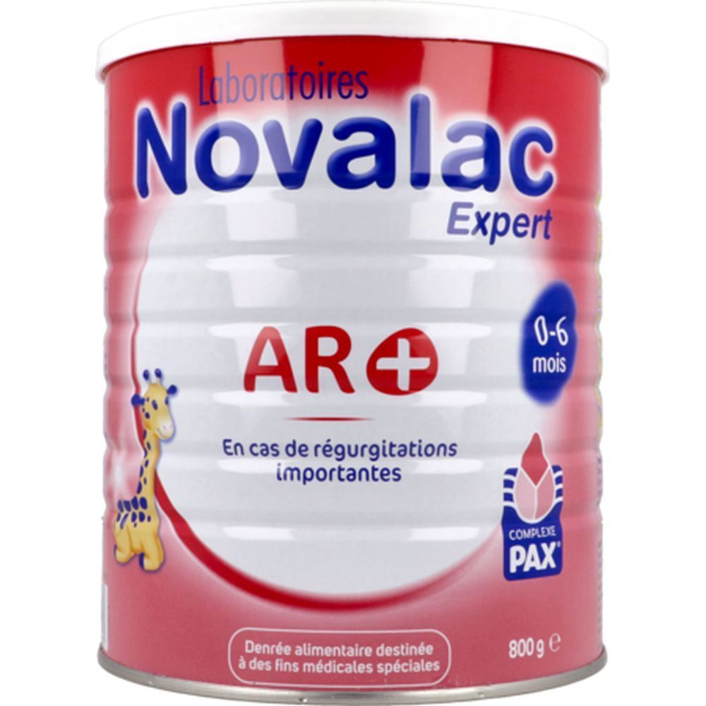 Boîte Novalac Expert AR+ 0-6 mois. Boîte rouge avec couvercle blanc. Texte et logo sur la boîte.