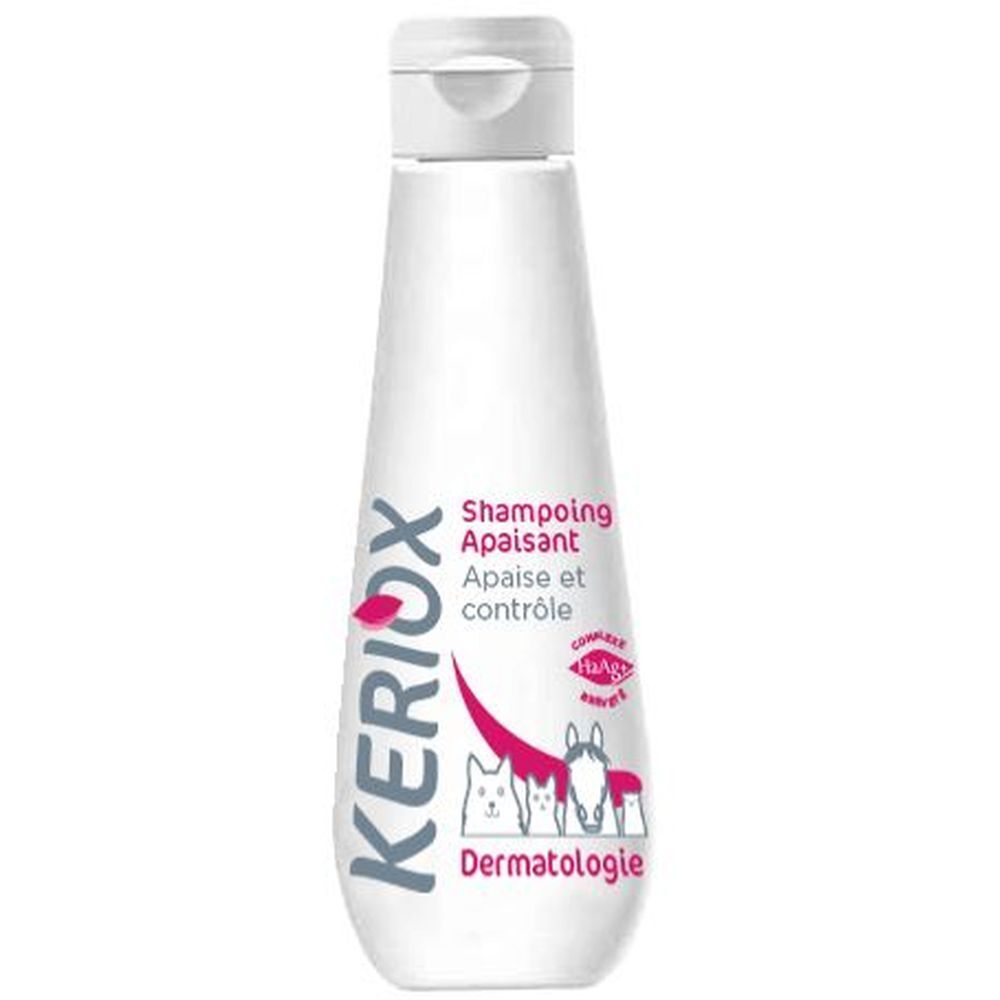 Flacon blanc avec logo Keriox et nom du produit. Contient le mot « Shampoing Apaisant ». Illustration d'animaux.