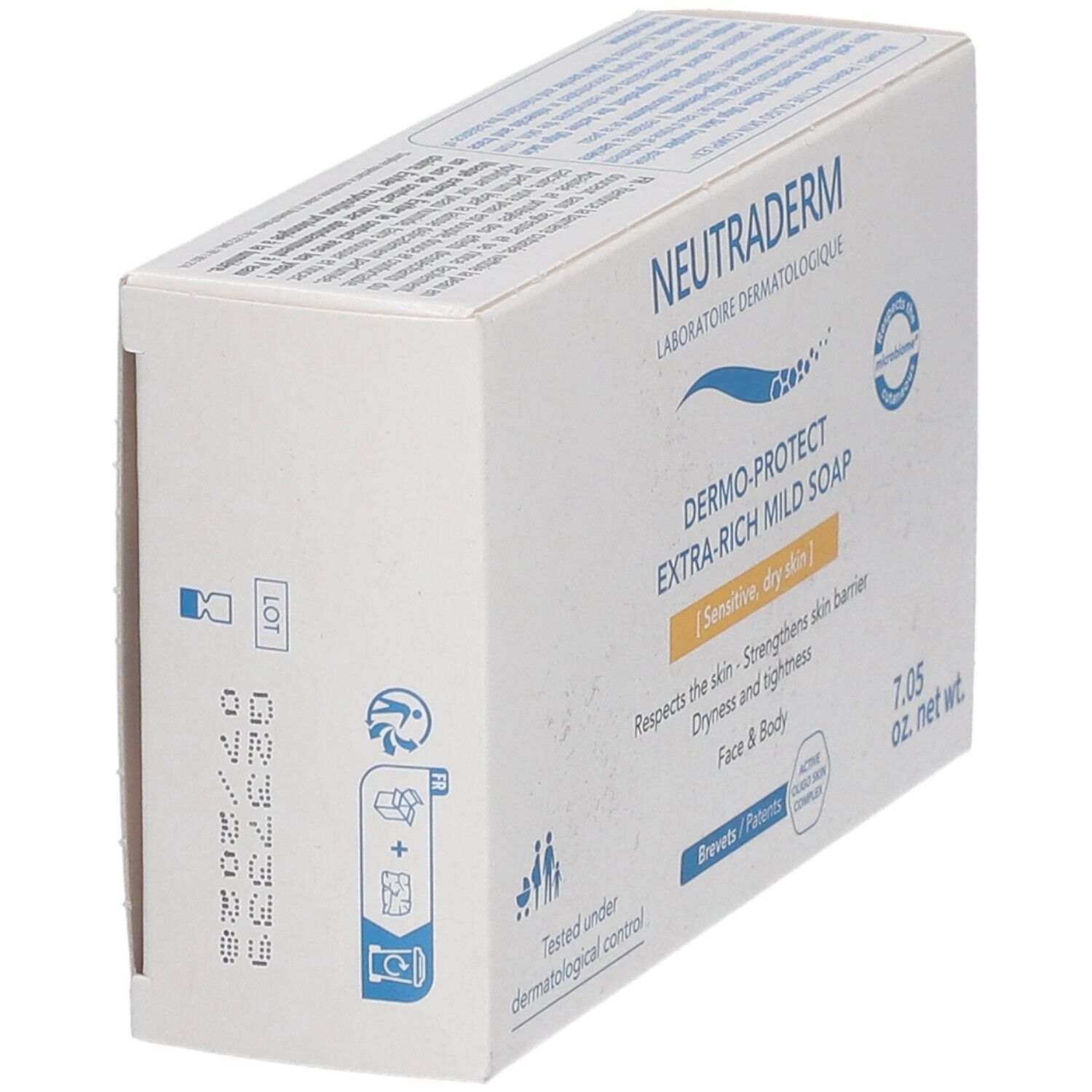 Boîte blanche avec nom et logo du produit. Texte : Dermo-Protect Extra-Rich Mild Soap. Pour peaux sensibles, sèches. 7.05 oz.
