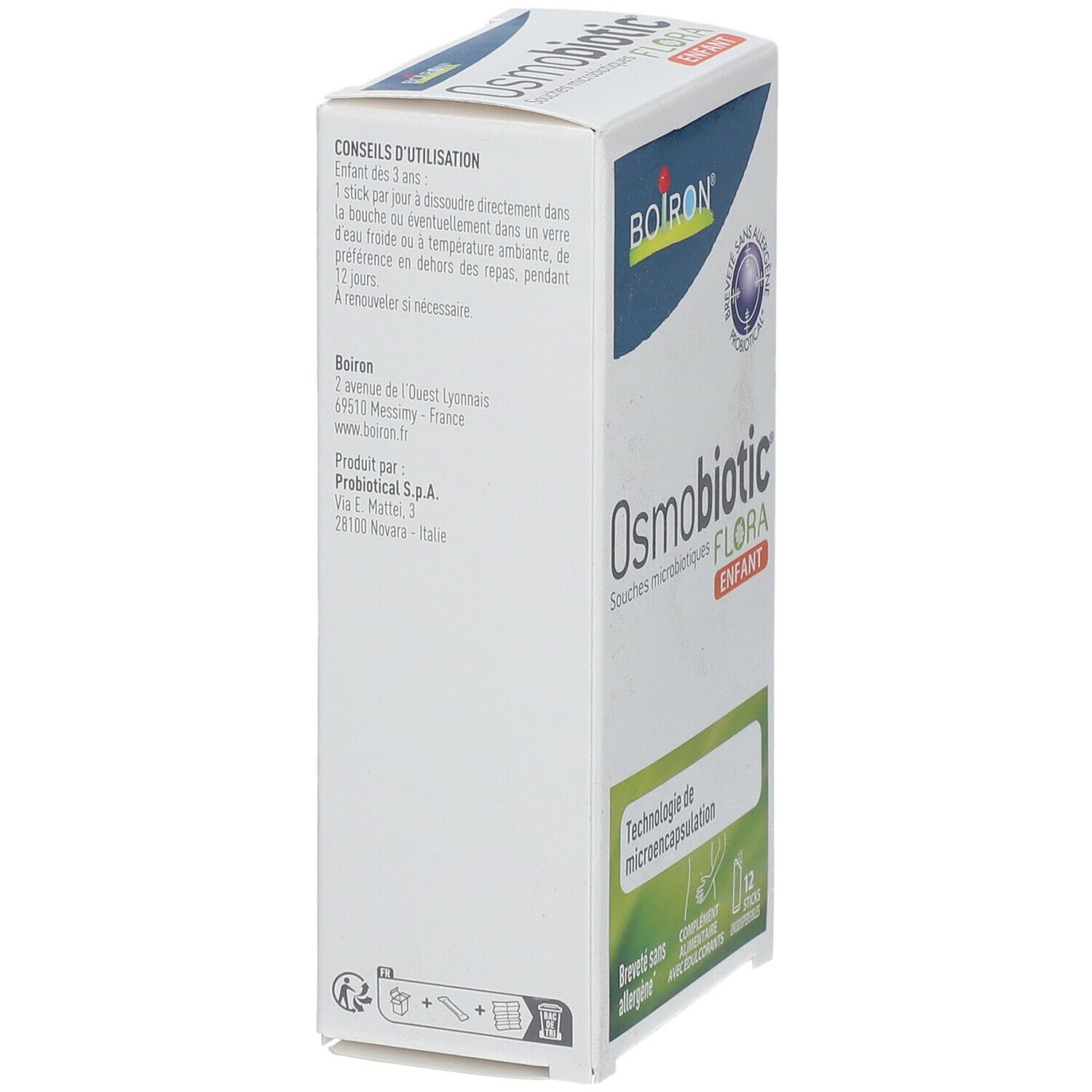 Boîte BOIRON® Osmobiotic® Flora Enfant. Contient des instructions d'utilisation. 1 stick par jour pour enfants dès 3 ans.