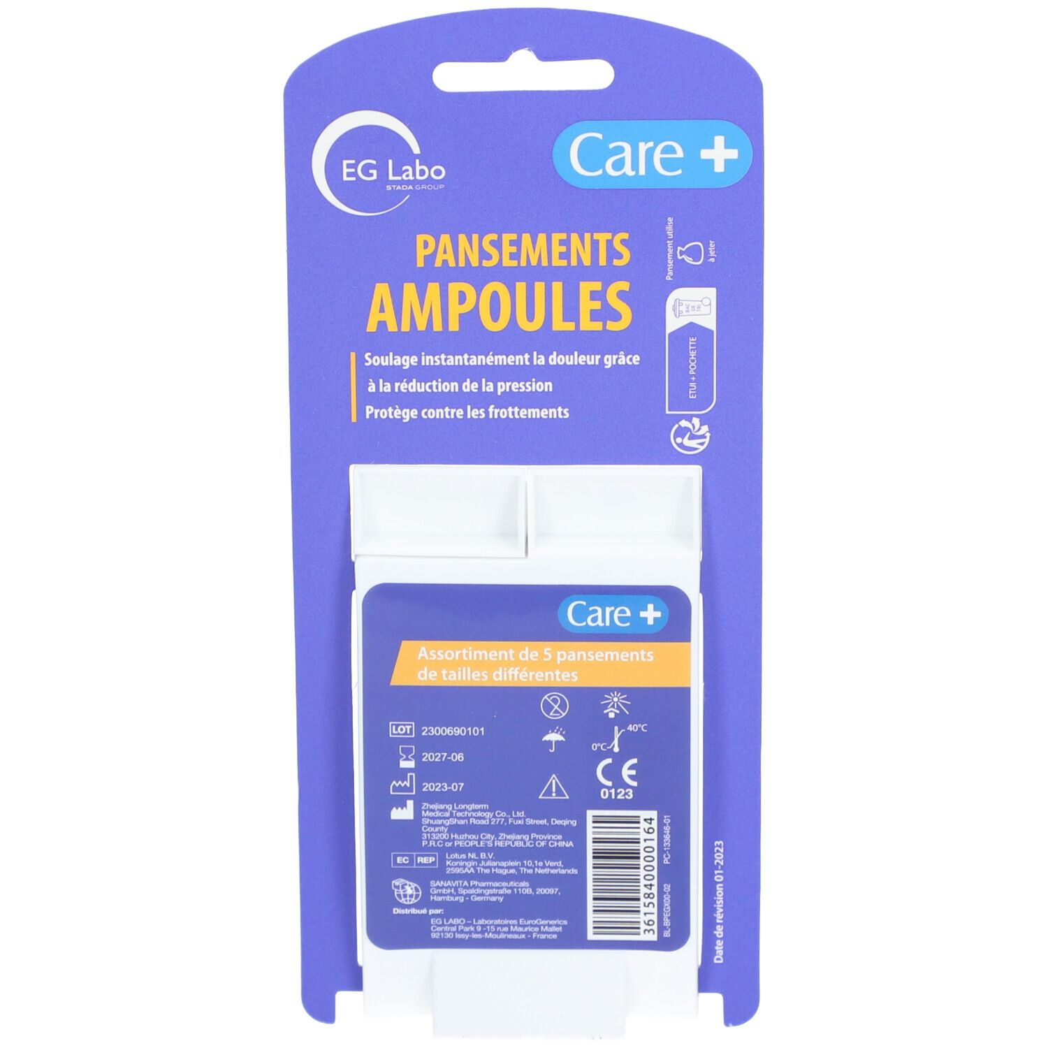 Emballage de pansements hydrocolloïdes. Contient 5 pansements. Marque Care+. Marquage CE.