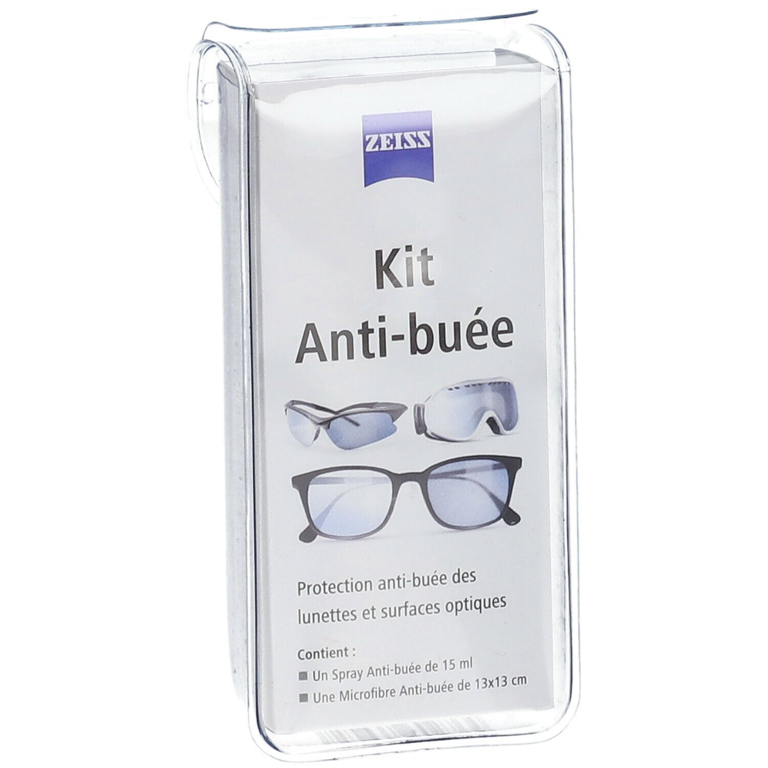 Kit anti-buée Zeiss dans un emballage transparent. Contient spray et chiffon microfibre. Texte: Kit Anti-buée.