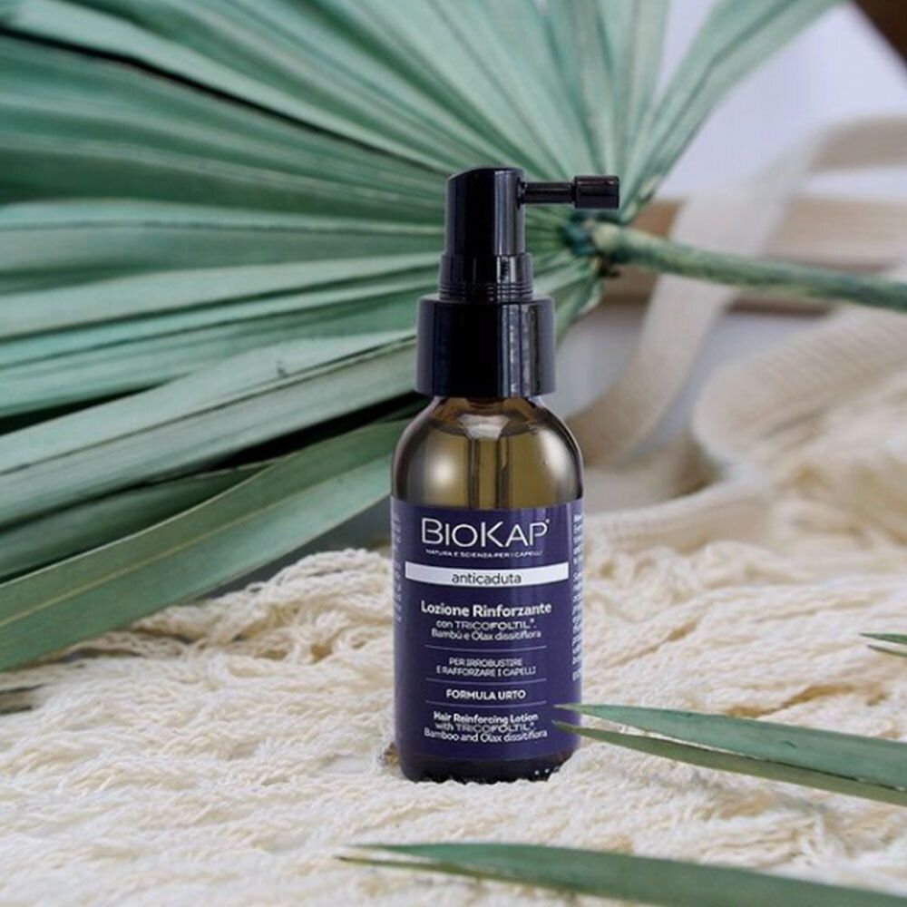 BIOKAP Lotion Anti Chute Renforçante. Flacon avec pulvérisateur. Inscription : anticaduta, Lotion Rinforzante.