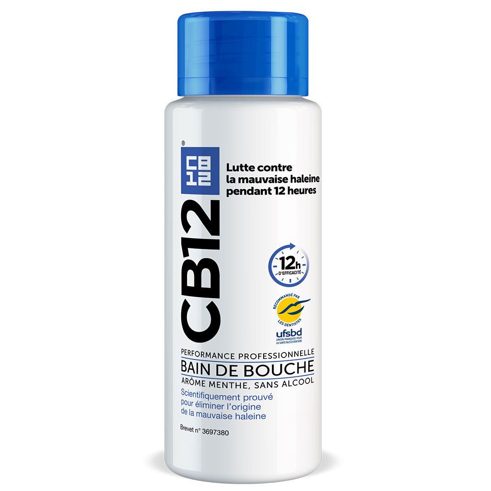 Bain de bouche CB12, flacon blanc et bouchon bleu. Texte : Lutte contre la mauvaise haleine pendant 12 heures. Certification UFSBD.