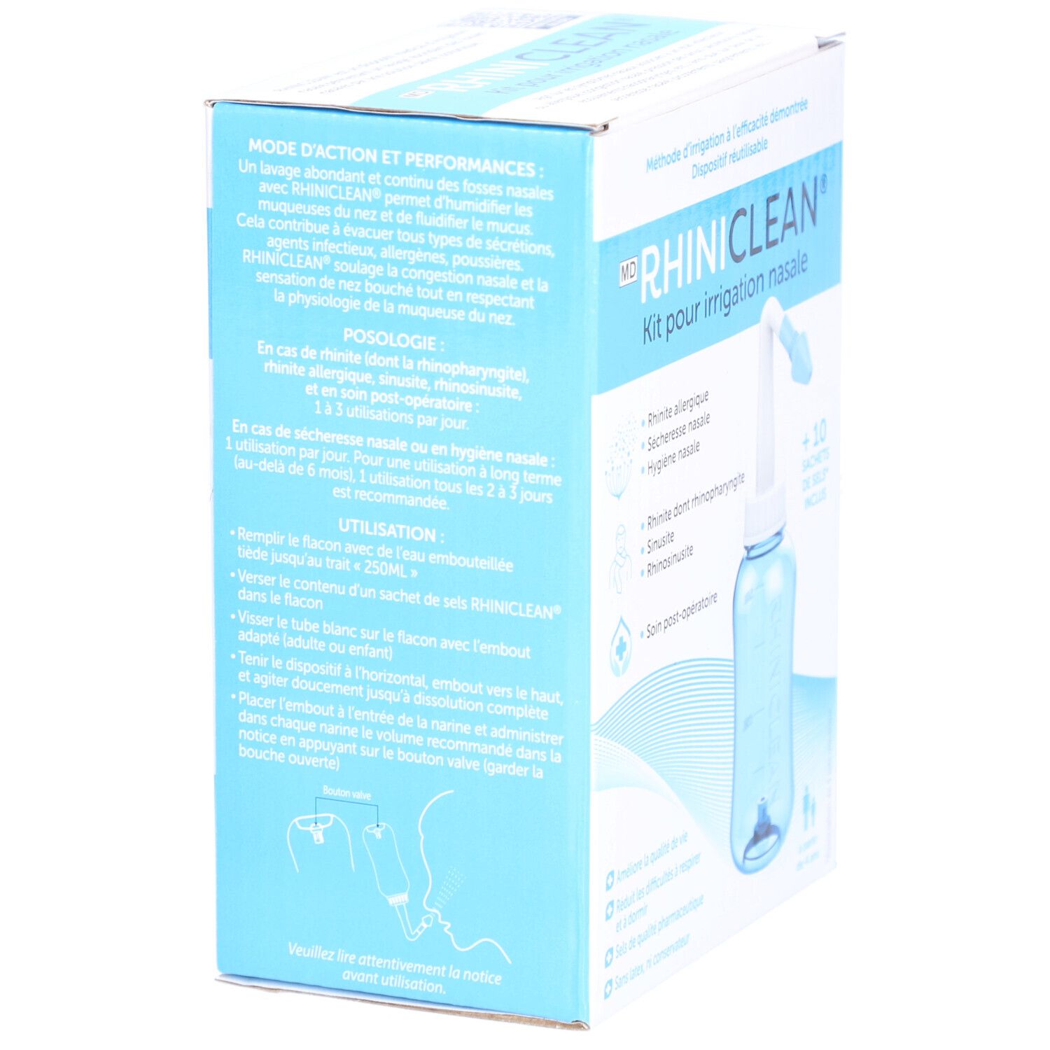 Boîte bleu et blanche avec informations produit. Inscription: RHINICLEAN Kit pour irrigation nasale. Contient une douche nasale et accessoires.