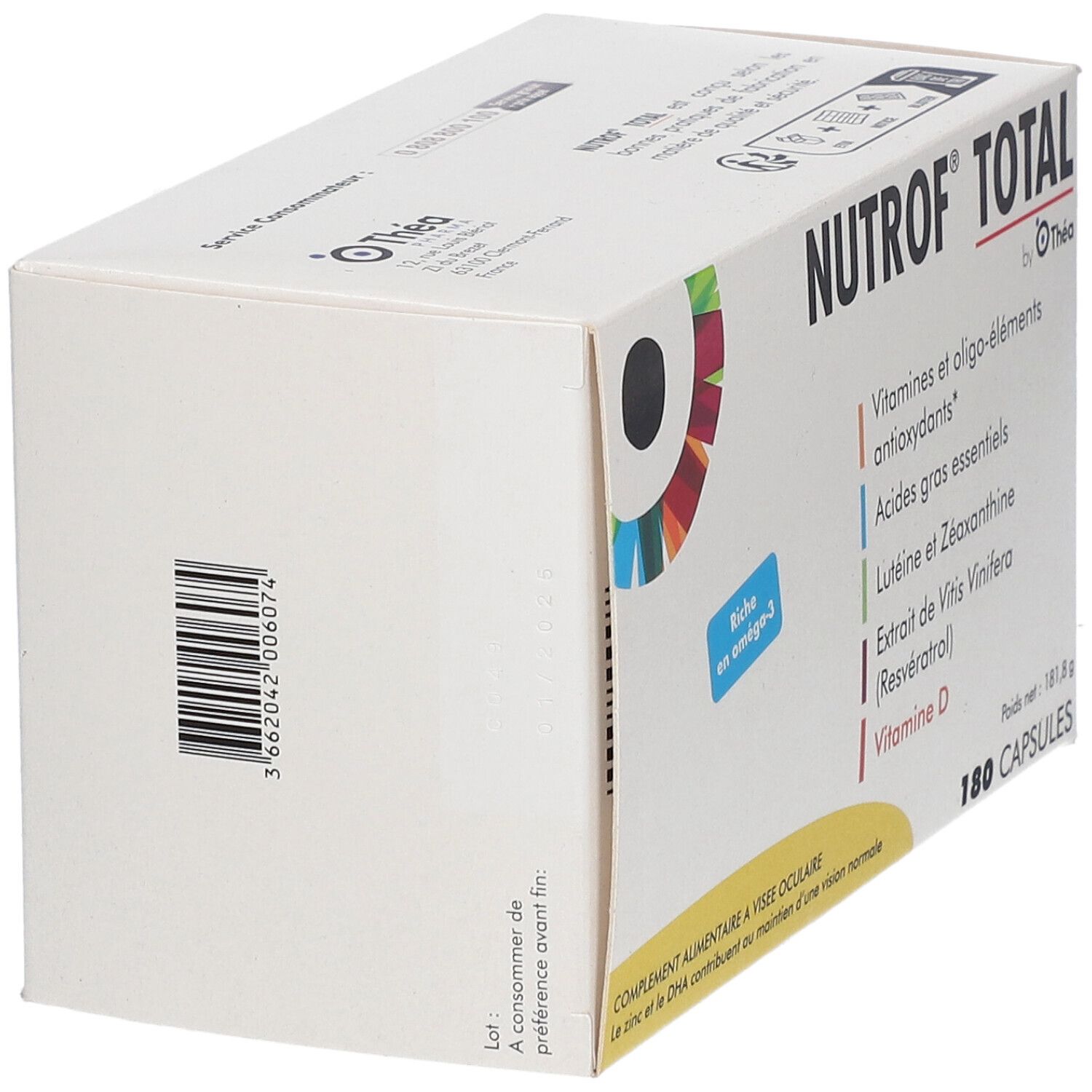 Boîte blanche "Nutrof Total" avec code-barres. Contient 180 capsules. Ingrédients : vitamines, antioxydants, oméga-3, lutéine, zinc, vitamine D.