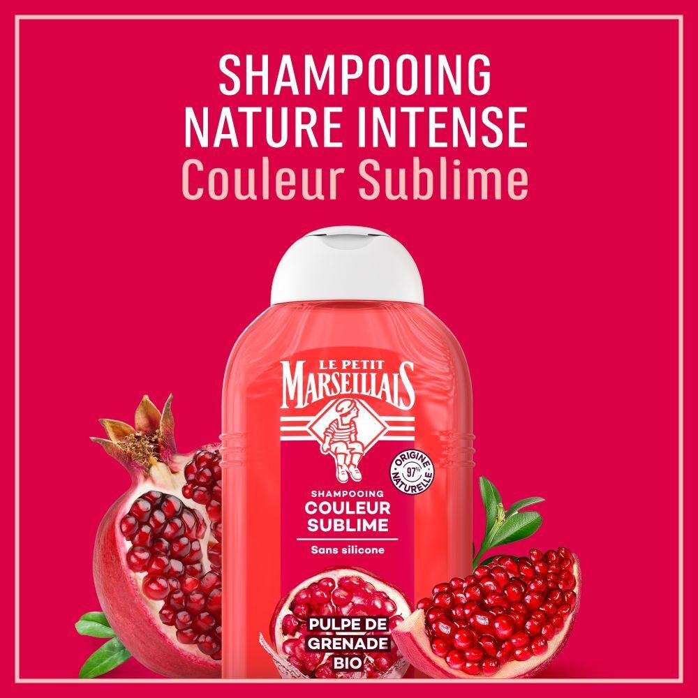 Produktflasche mit Granatapfel und Text. Roter Hintergrund mit Text: Shampooing Nature Intense Couleur Sublime.