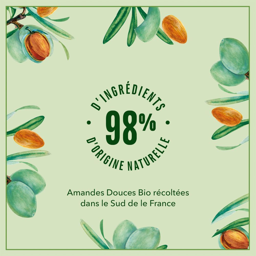 Graphique circulaire avec texte: 98% d'ingrédients d'origine naturelle. Amandes et feuilles en décoration.