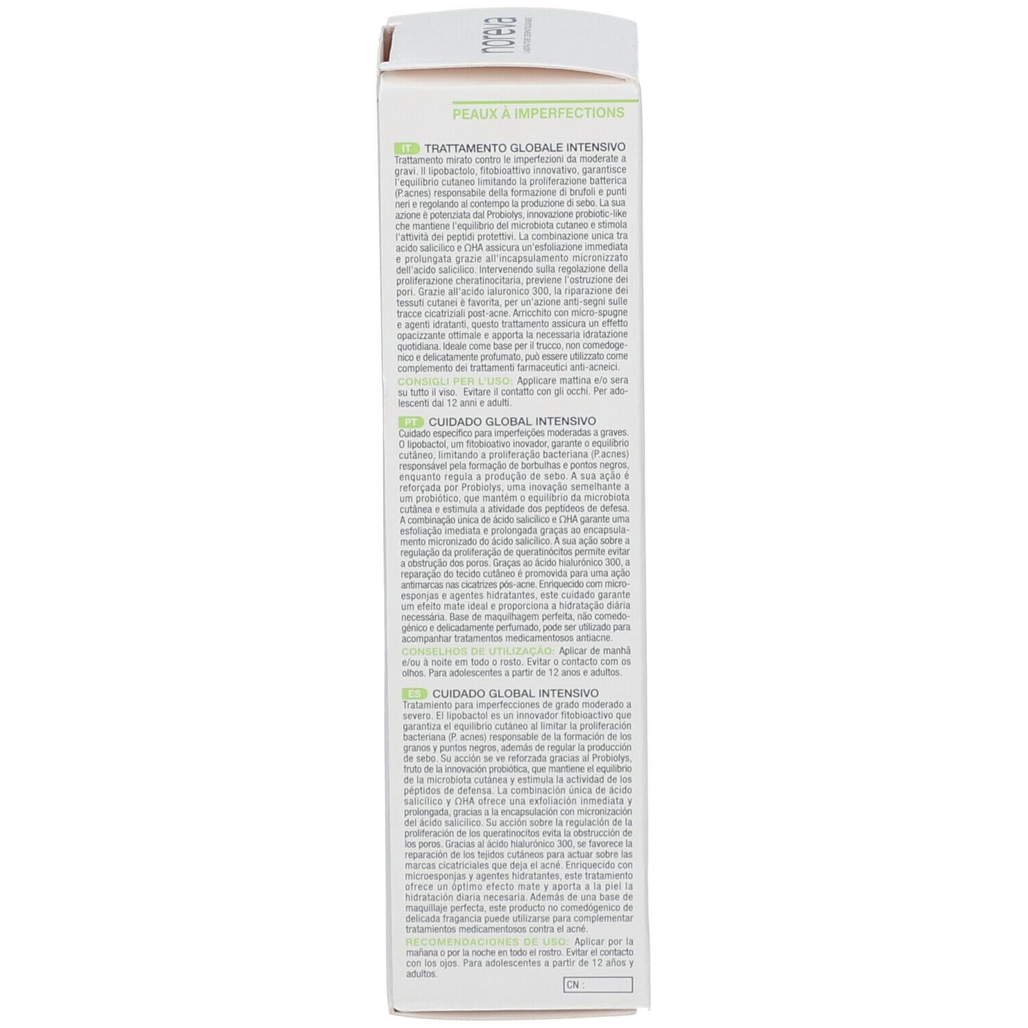 Productverpakking, achterkant. Tekst in meerdere talen. Opschrift: CUIDADO GLOBAL INTENSIVO. Peaux à imperfections. Wit.