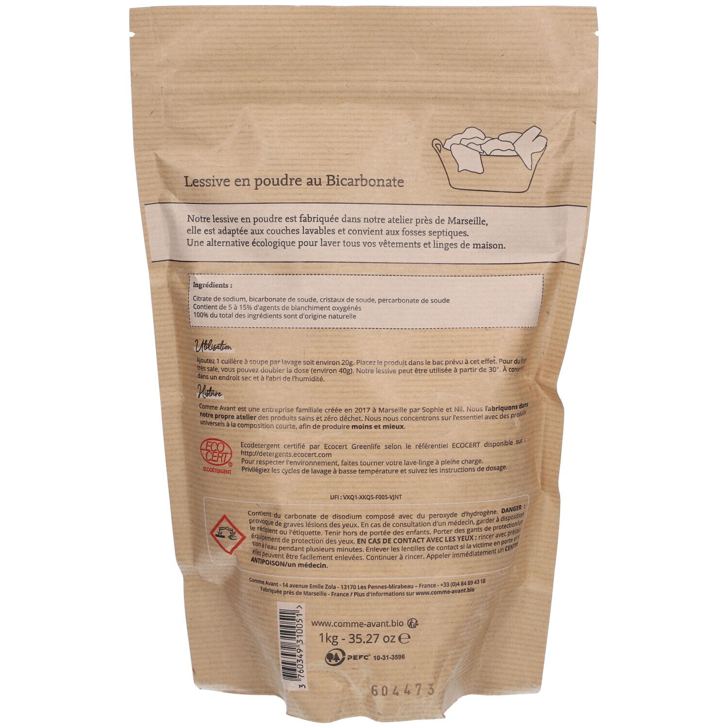 Rückseite des Waschpulverbeutels. Textinformationen, Inhaltsstoffe, Gebrauchsanweisung. Öko-Zertifikat. Gewicht: 1 kg - 35.27 oz.