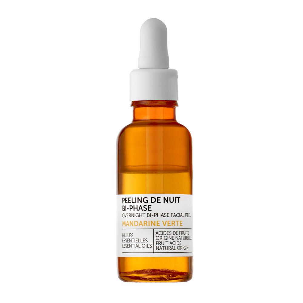 Bruine glazen fles met witte pipet. Label met tekst: PEELING DE NUIT BI-PHASE, Mandarine Verte.