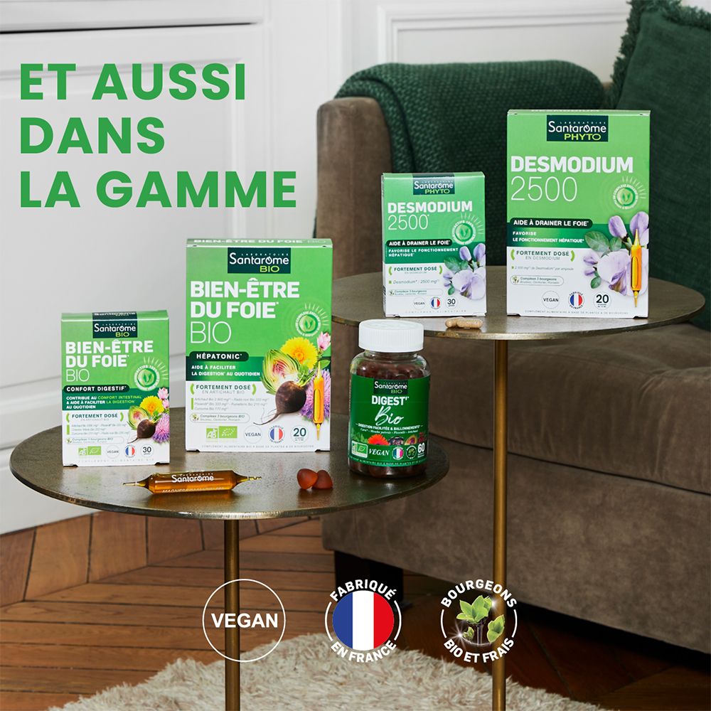 Divers produits Santarome sur une table. Inclut Desmodium 2500, autres compléments alimentaires.
