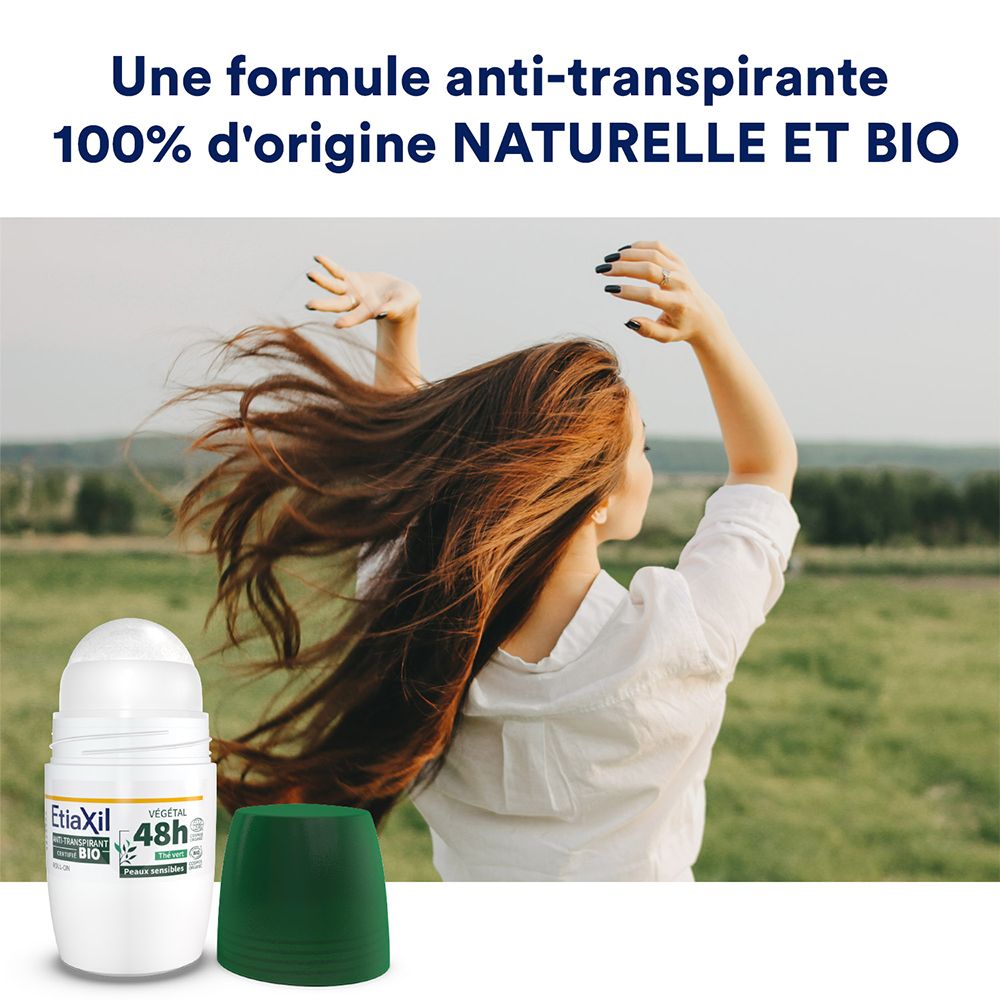 Femme avec déodorant. Déodorant roll-on et bouchon vert. Texte: Formule 100% naturelle et BIO.