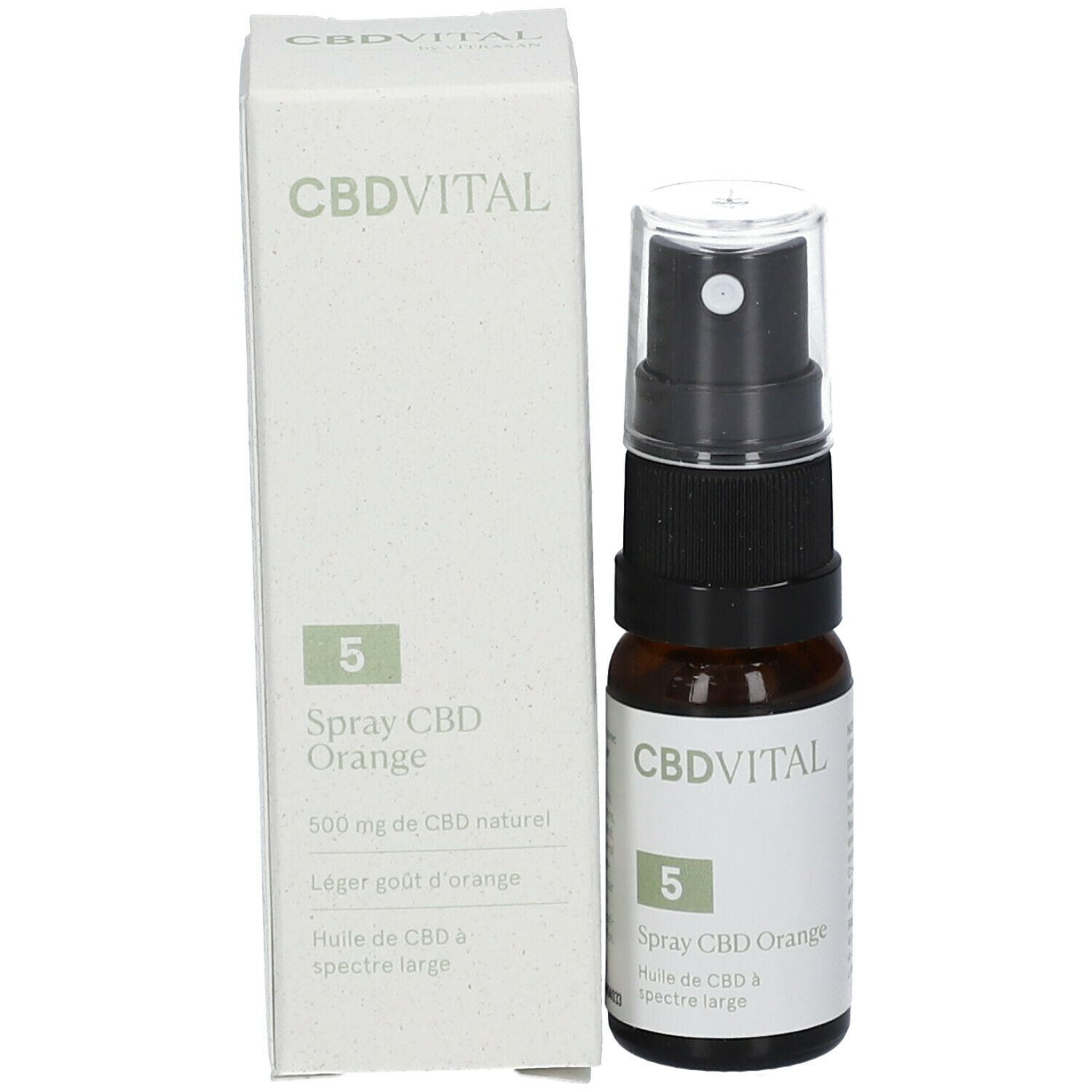 Produktflasche und Verpackung. Flasche mit schwarzem Sprühkopf, Etikett mit CBDVITAL, 5, Spray CBD Orange. Weiße Verpackung.