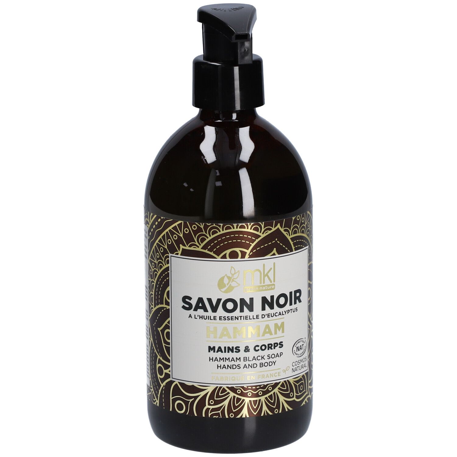 Bruine fles met zwarte pomp. Gouden etiket met tekst: Savon Noir Hammam, Mains & Corps. Cosmos Natural gecertificeerd.