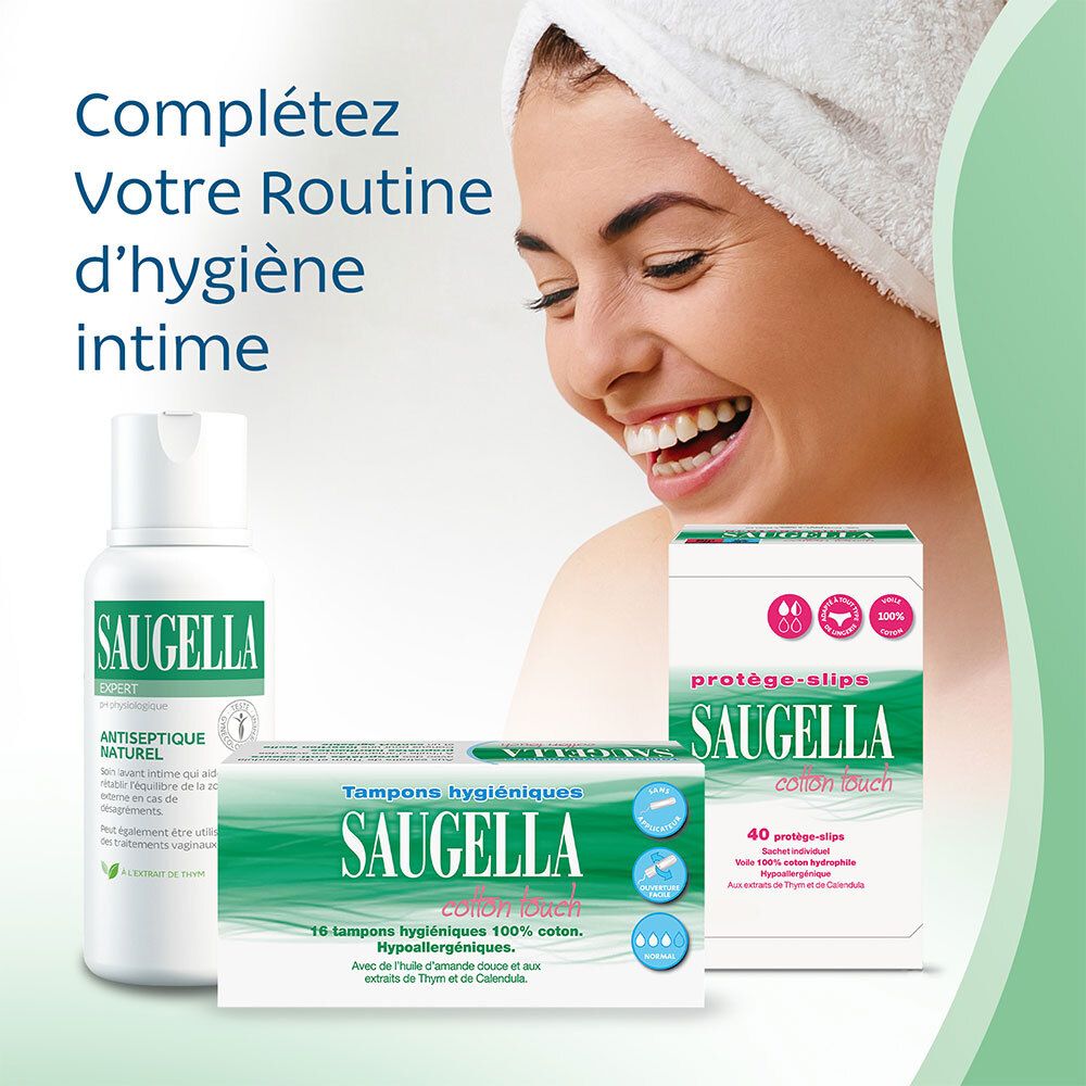 Complétez votre routine d'hygiène intime SAUGELLA. Produits : tampons, lotion intime, protège-slips. Femme souriante.