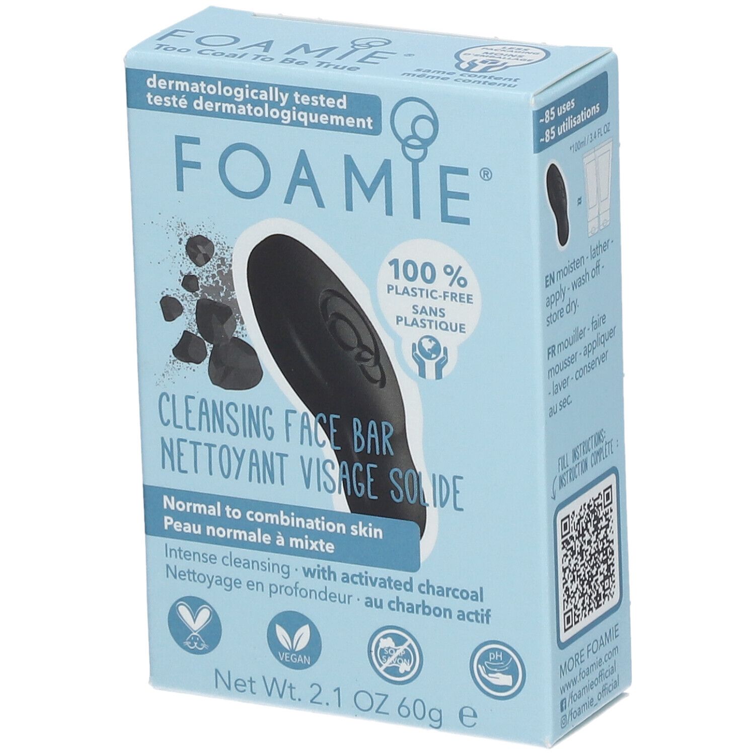 Lichtblauwe doos FOAMIE gezichtsreiniger. Zwarte zeep en houtskool illustratie. Tekst: 'Too Coal To Be Cool'. 100% plasticvrij.