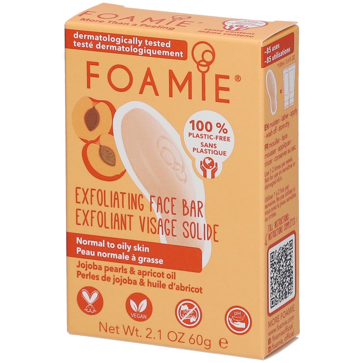 Kartonnen verpakking met product. Opschrift: FOAMIE, Exfoliating Face Bar, Peau normale à grasse. 100% plasticvrij.