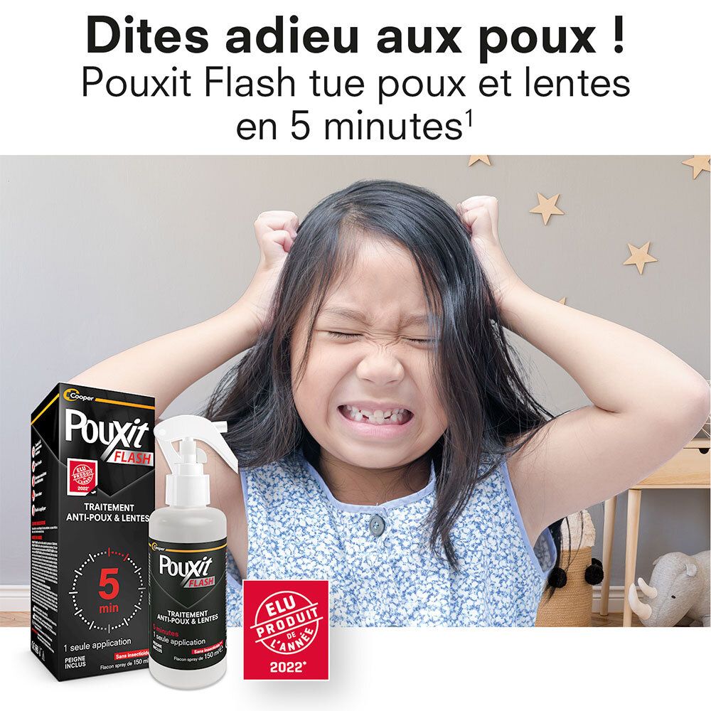Enfant avec les mains sur la tête. À côté : emballage et flacon spray PouXit Flash. ELU Produit de l'année 2022.