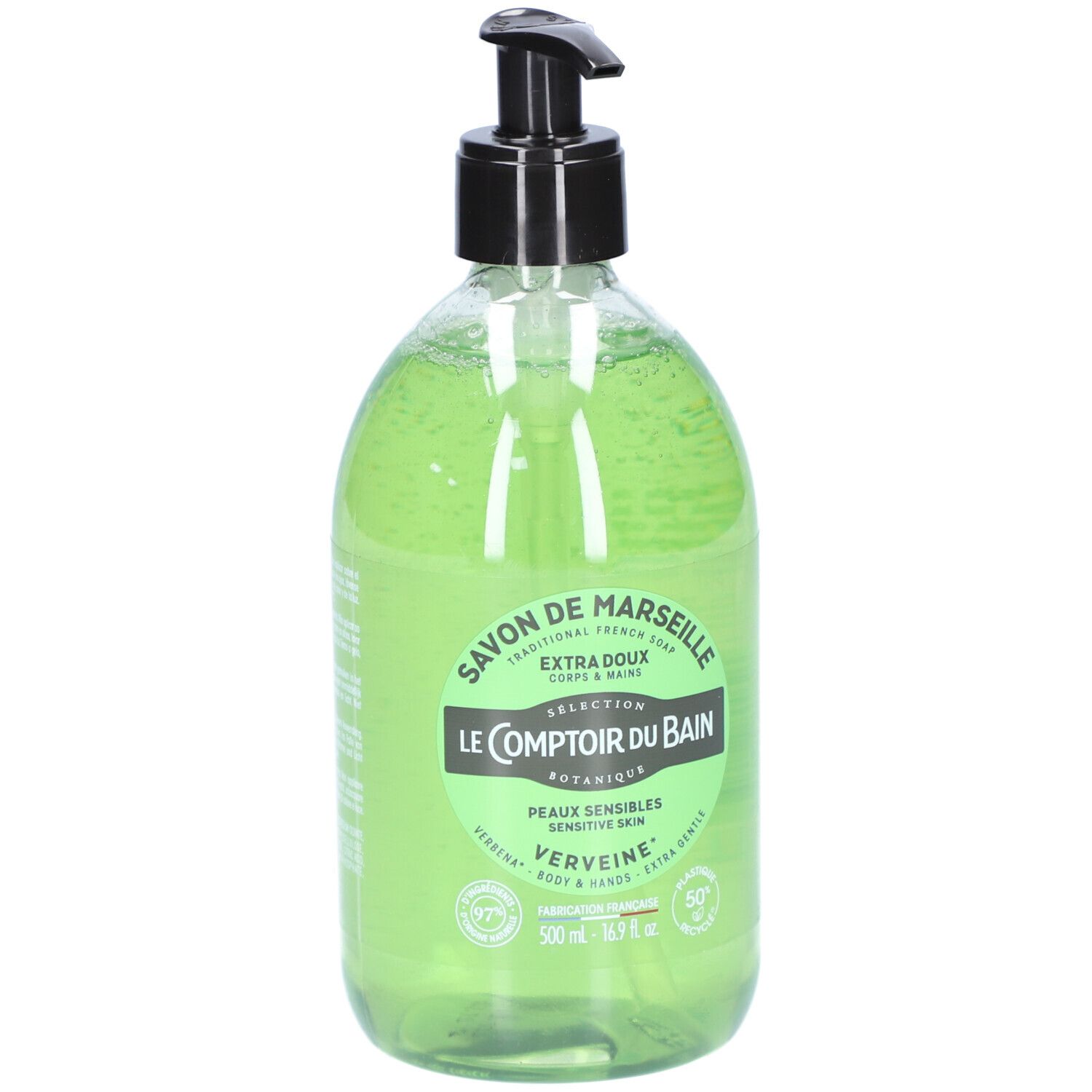 Grüne Flüssigseife in einer transparenten Flasche mit schwarzem Spender. Aufschrift: Savon de Marseille, Le Comptoir du Bain, Verveine.