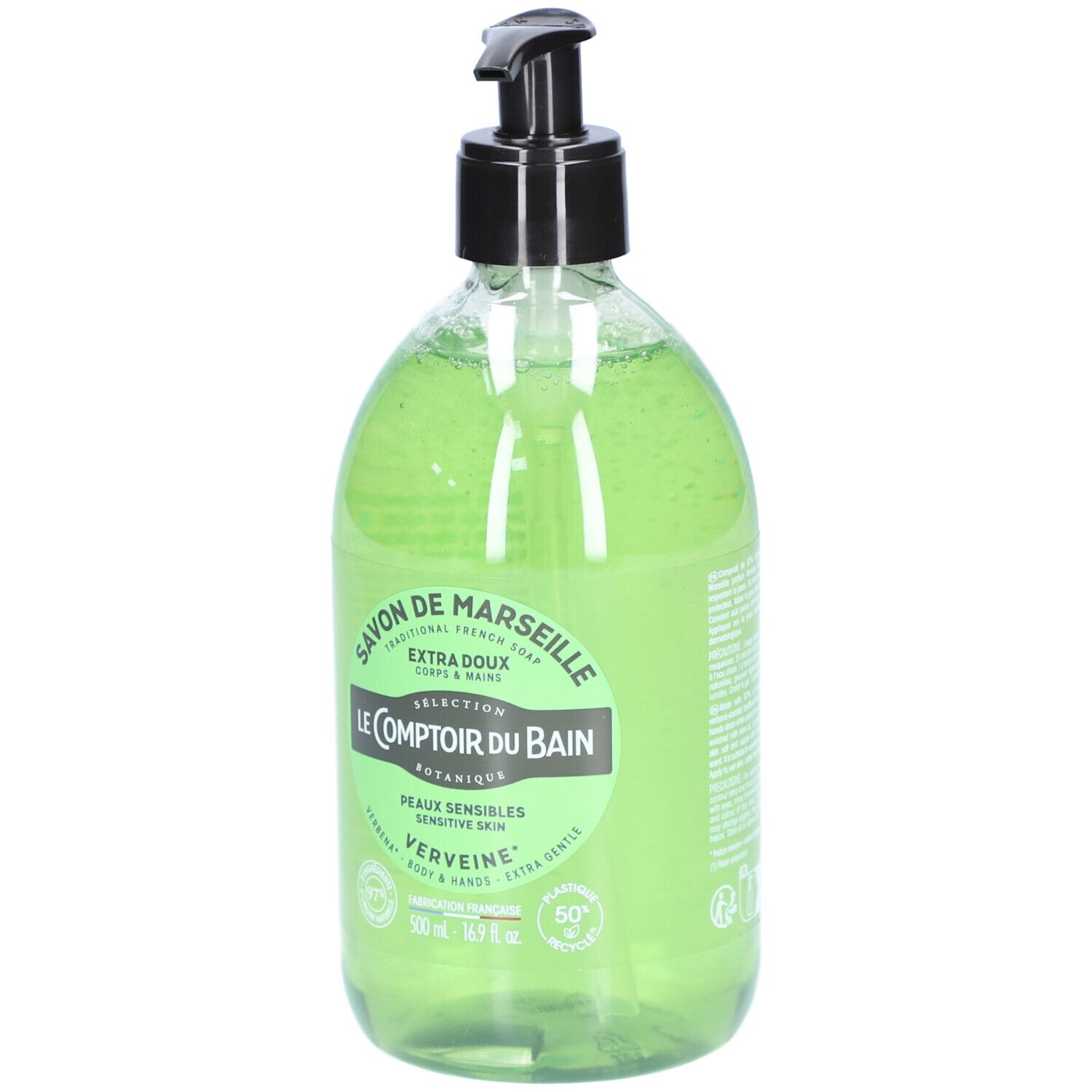Grüne Flüssigseife in einer transparenten Flasche mit schwarzem Spender. Aufschrift: Savon de Marseille, Le Comptoir du Bain, Verveine.