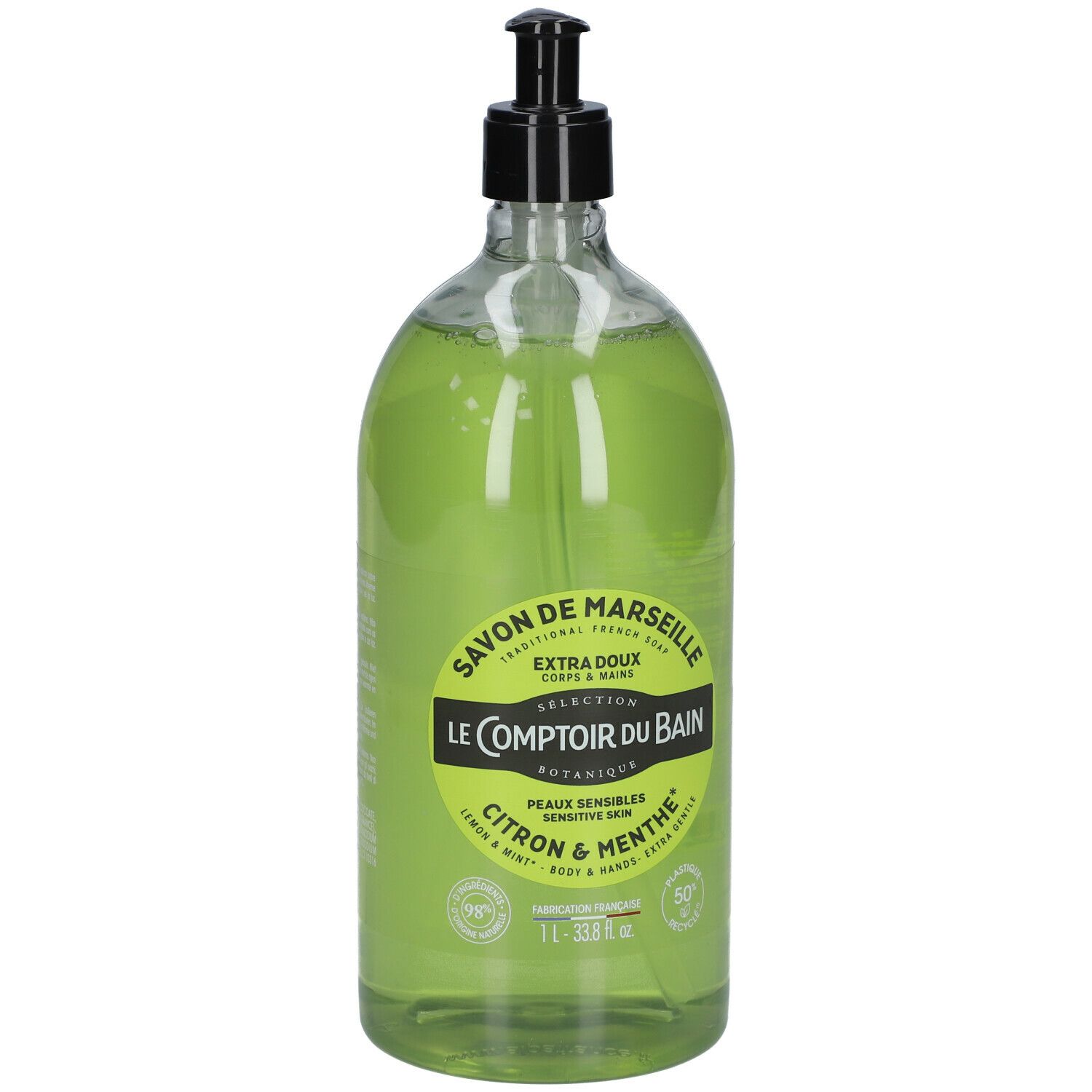 Savon liquide vert en flacon transparent avec pompe noire. Inscriptions: Savon de Marseille, Le Comptoir du Bain, Citron & Menthe.