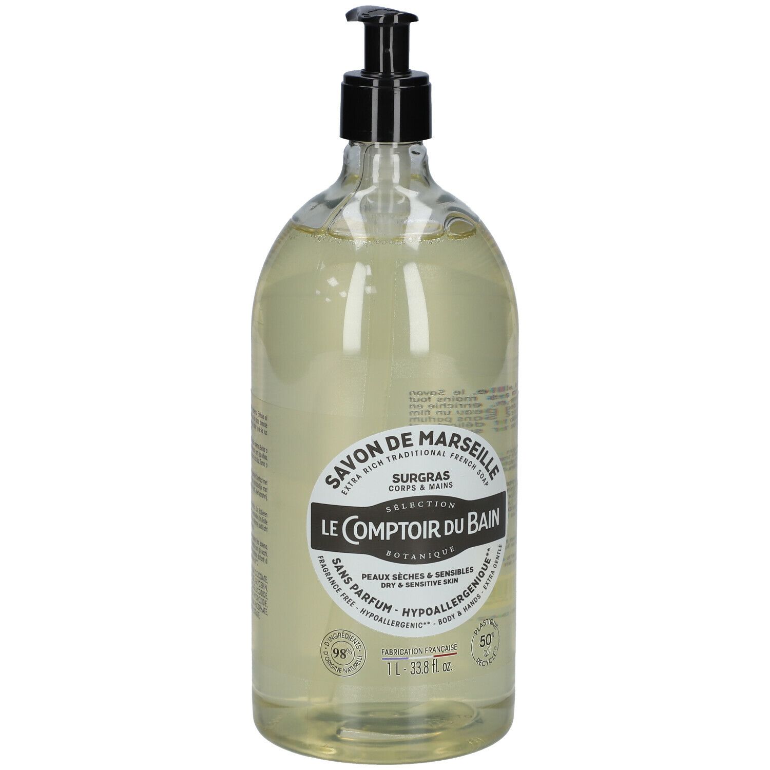 Flacon de savon liquide. Inscription: Savon de Marseille, Le Comptoir du Bain. Hypoallergénique, peaux sèches et sensibles.