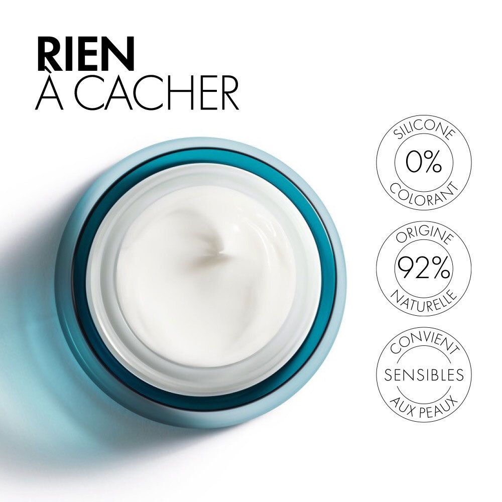 Pot de crème Vichy Minéral 89. Texte : 0% silicone, 92% naturel, convient aux peaux sensibles. Vue de dessus.