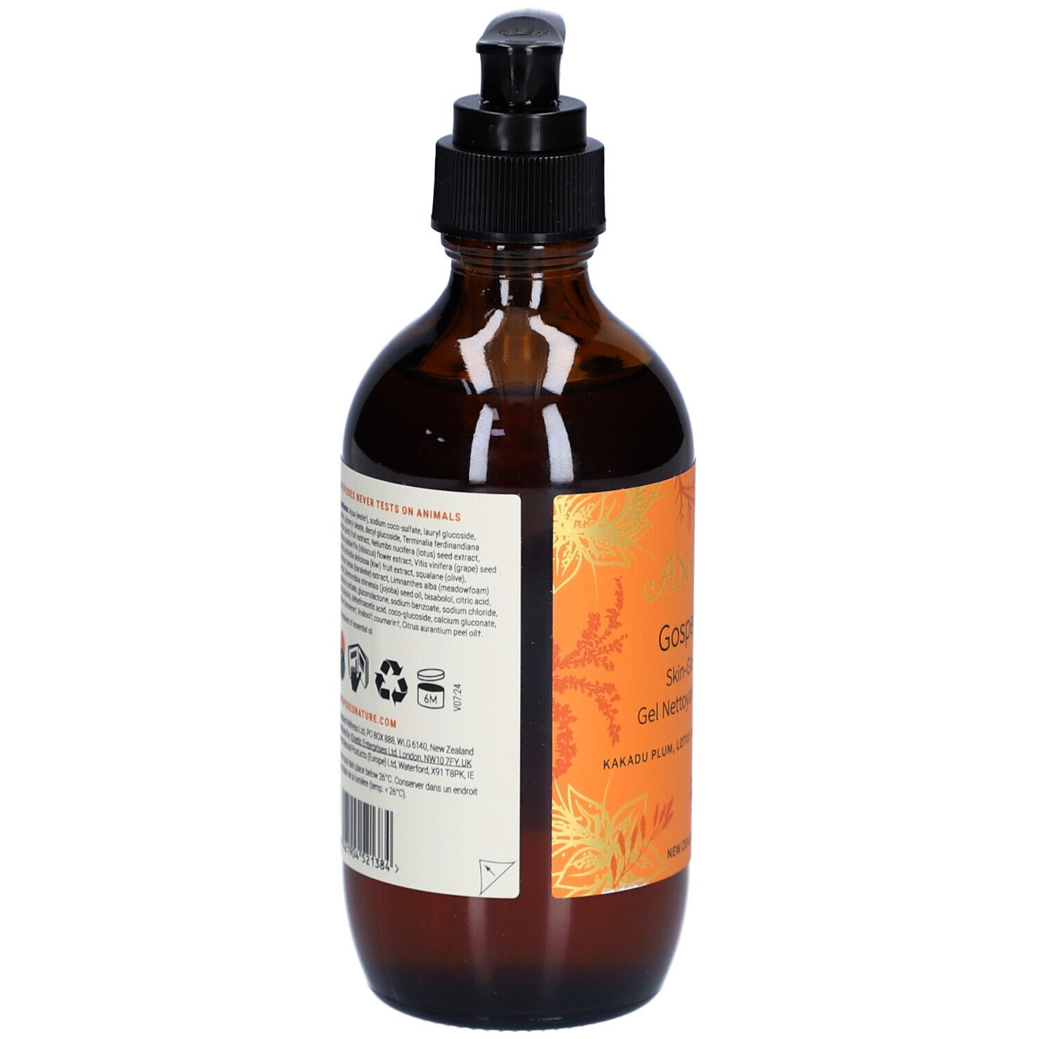 Bruine glazen fles met zwarte pomp. Achterkant met tekst en symbolen. Vegan certificering.