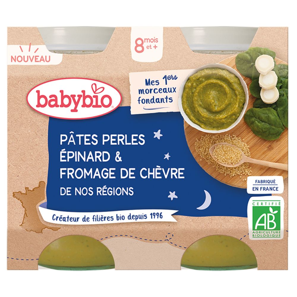 Verpackung mit Babybio-Püree. Aufschrift: Pâtes Perles Épinard & Fromage de Chèvre. AB-Bio-Siegel. Für Babys ab 8 Monaten.