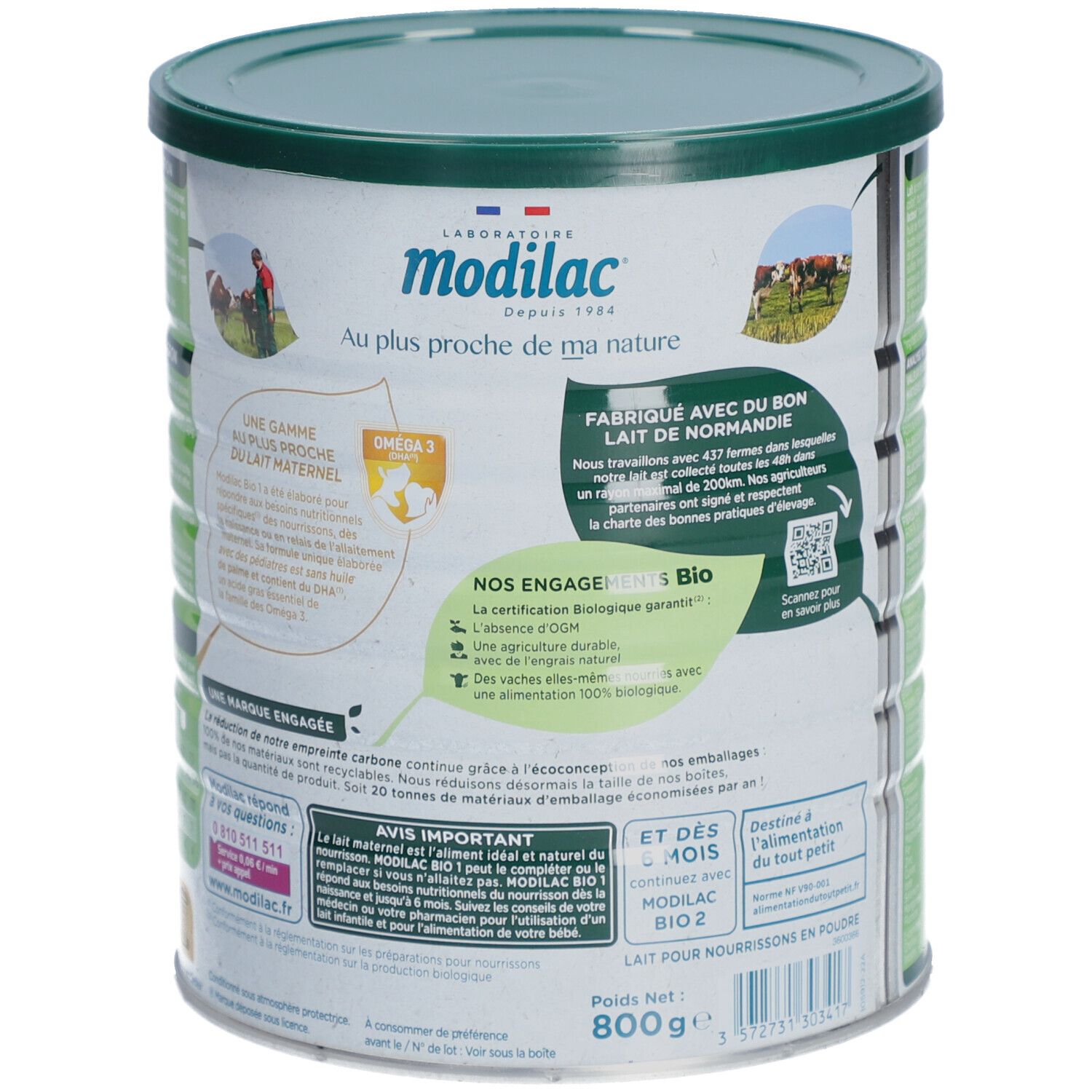 Dos de la boîte de lait bébé avec informations. Texte et code QR. Vert et blanc.