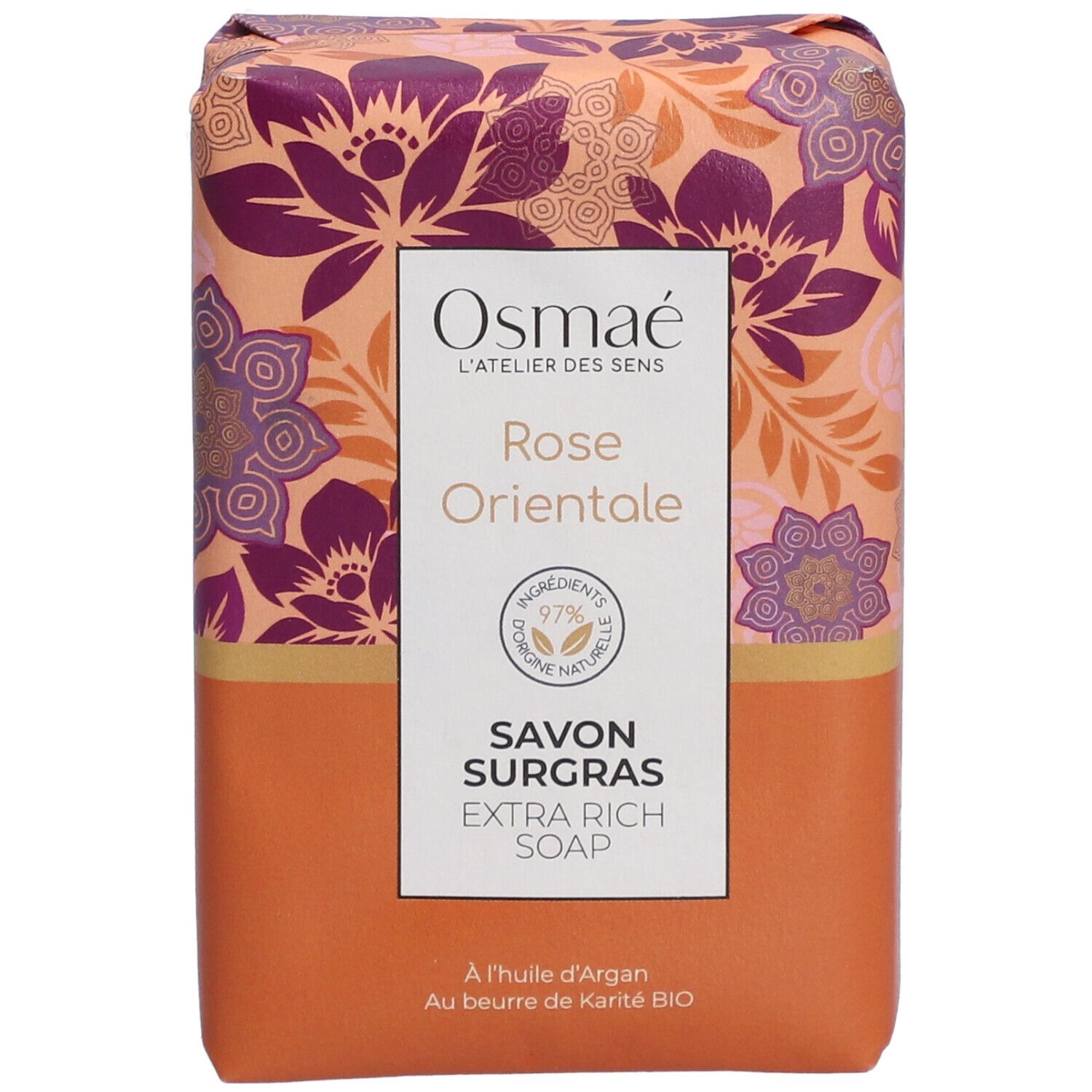 Rechteckige Seife in Verpackung. Aufschrift: Osmaé, Rose Orientale, Savon Surgras, Extra Rich Soap. Floralmuster.