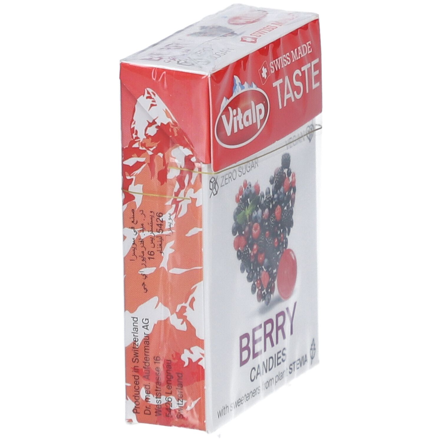 Schrägansicht der Verpackung mit Beerenbonbons. Aufdruck: Vitalp, Swiss Made, Zero Sugar, Berry Candies. Herz aus Beeren.