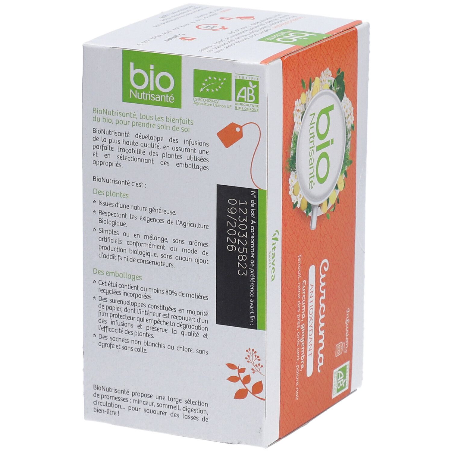 Boîte "bio Nutrisanté Curcuma". Vue latérale avec texte et date de péremption. Label AB Bio.