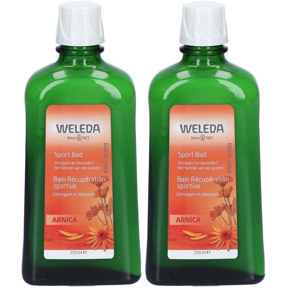 Deux flacons en verre vert avec bouchons blancs. Étiquette "WELEDA Sport Bad" et "Arnica".