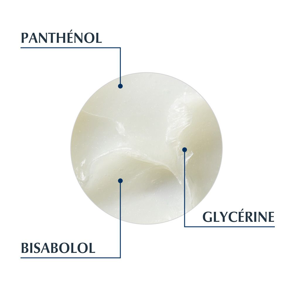 Nahaufnahme von Creme. Beschriftet mit: Panthenol, Glycerin, Bisabolol.