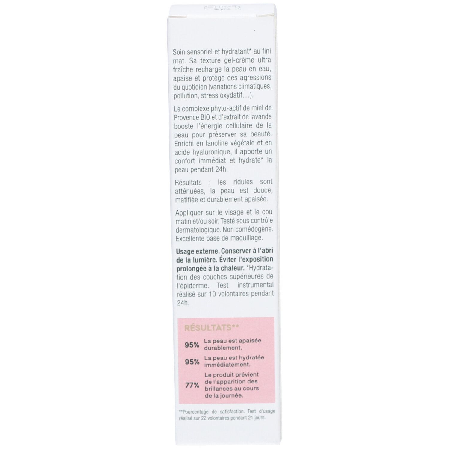 Côté de l'emballage. Texte: Conseils d'utilisation, résultats, informations fabricant. Fond rose.