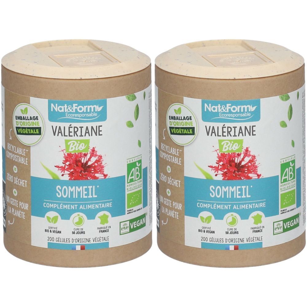 Deux boîtes cylindriques avec l'inscription "Valériane Bio". Elles portent le label AB et le logo Vegan. Inscription : "Sommeil, Complément alimentaire".