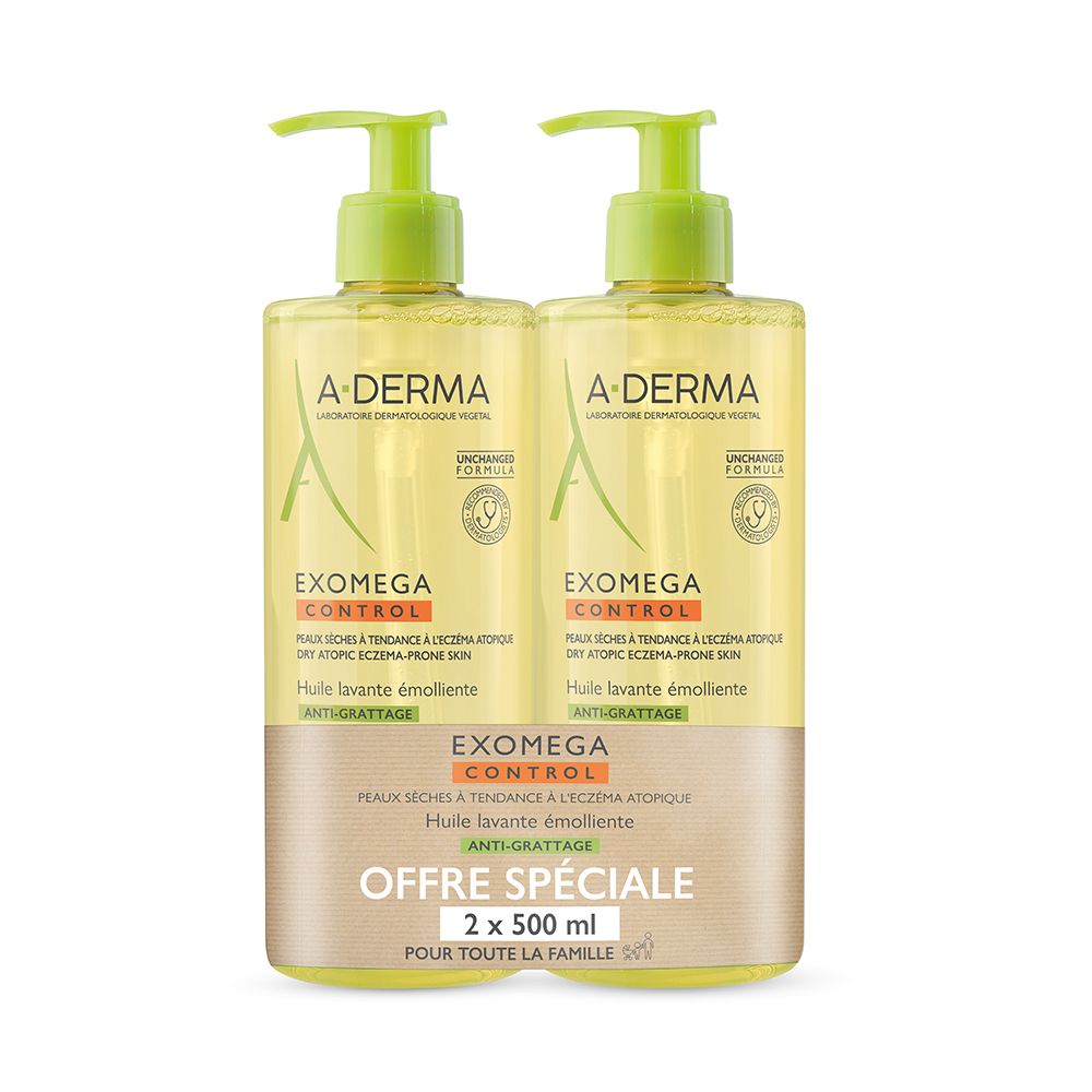Deux flacons d'huile lavante A.DERMA Exomega Control avec pompes vertes. Inscription : Anti-grattage, 2 x 500 ml.