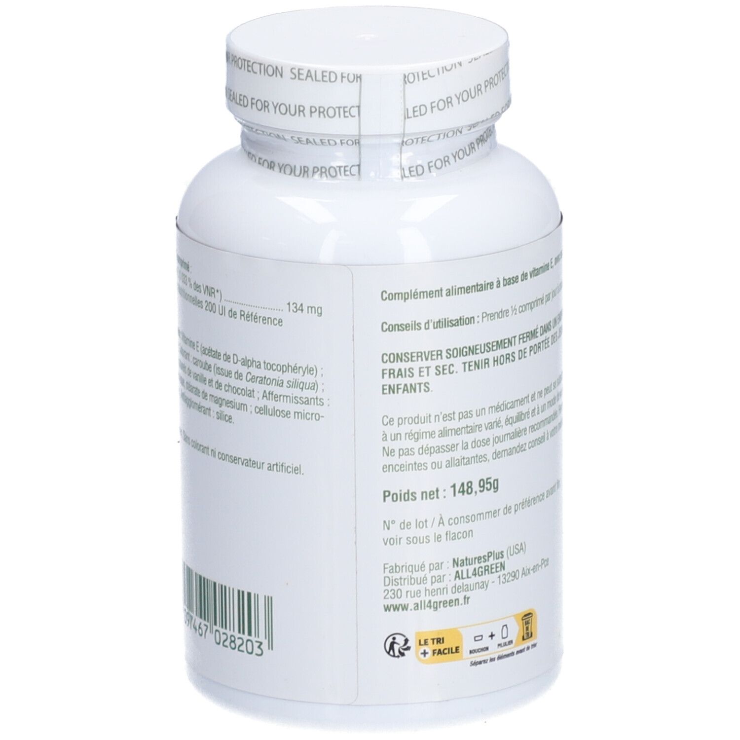 Dos du flacon blanc de vitamine E. Informations textuelles et code-barres.