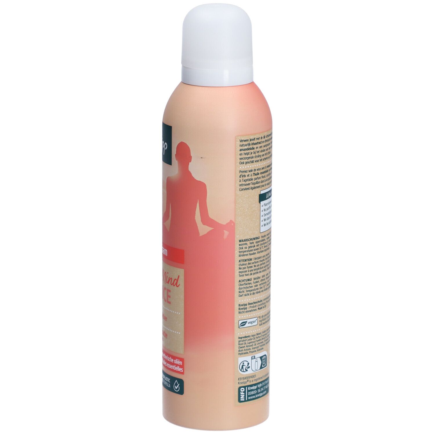 Mousse de douche Kneipp, vue latérale. Flacon beige rosé à bouchon blanc. Texte et logos. "Body & Mind Balance".