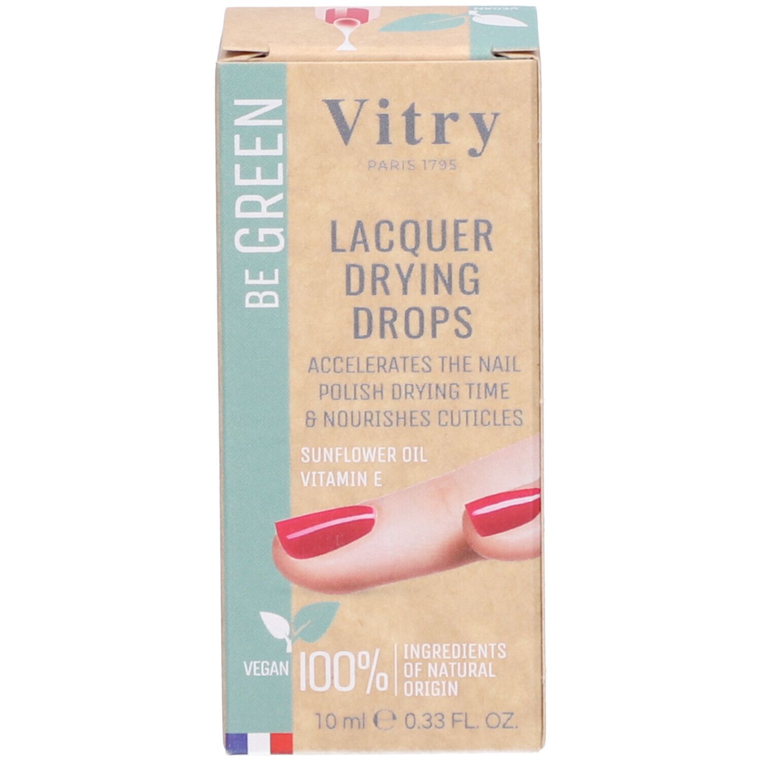 Emballage avec nom du produit, logo et ingrédients. Image d'une main avec des ongles vernis.