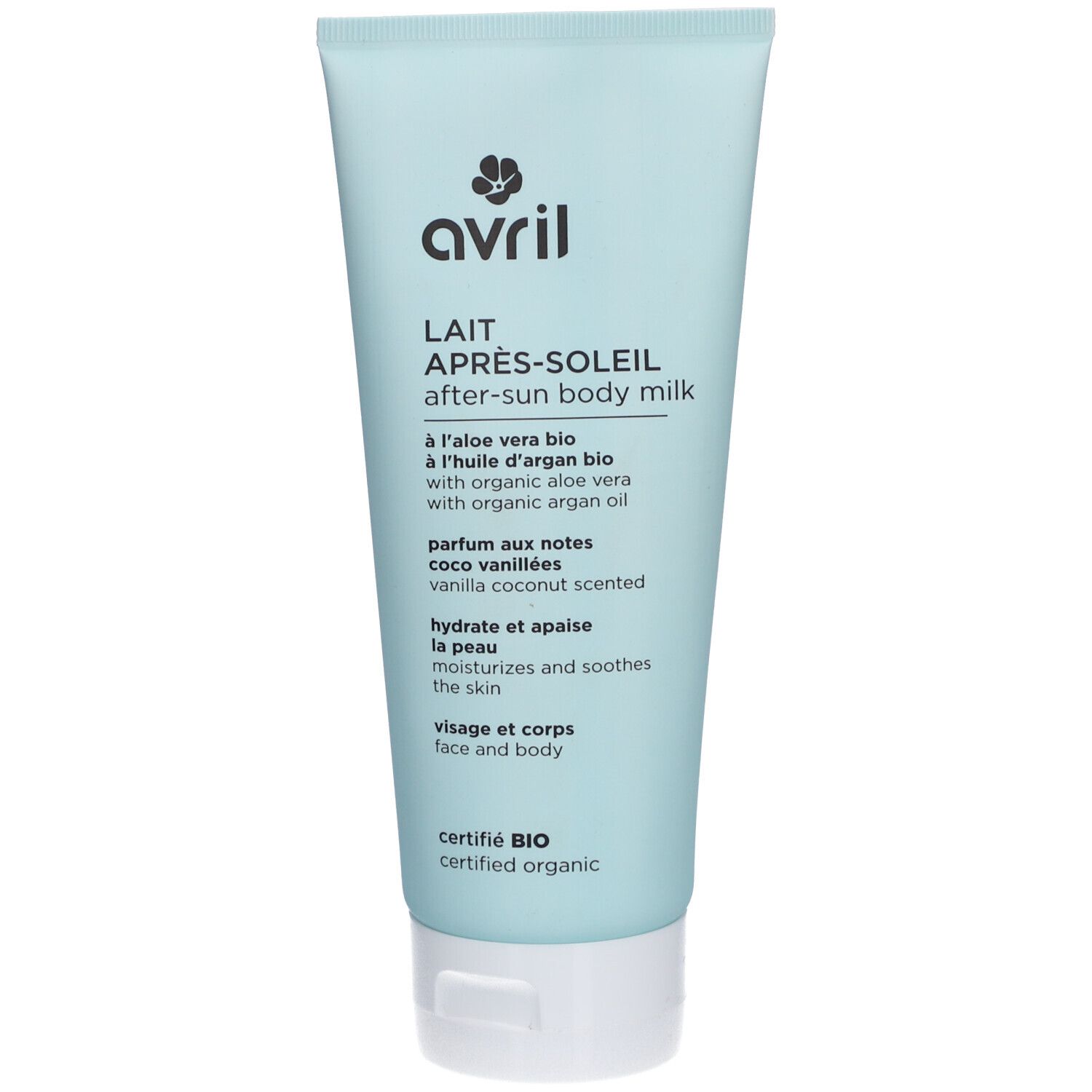 Tube bleu clair avec bouchon blanc. Inscription: Avril, Lait Après-Soleil, certifié BIO. Texte en français et anglais.