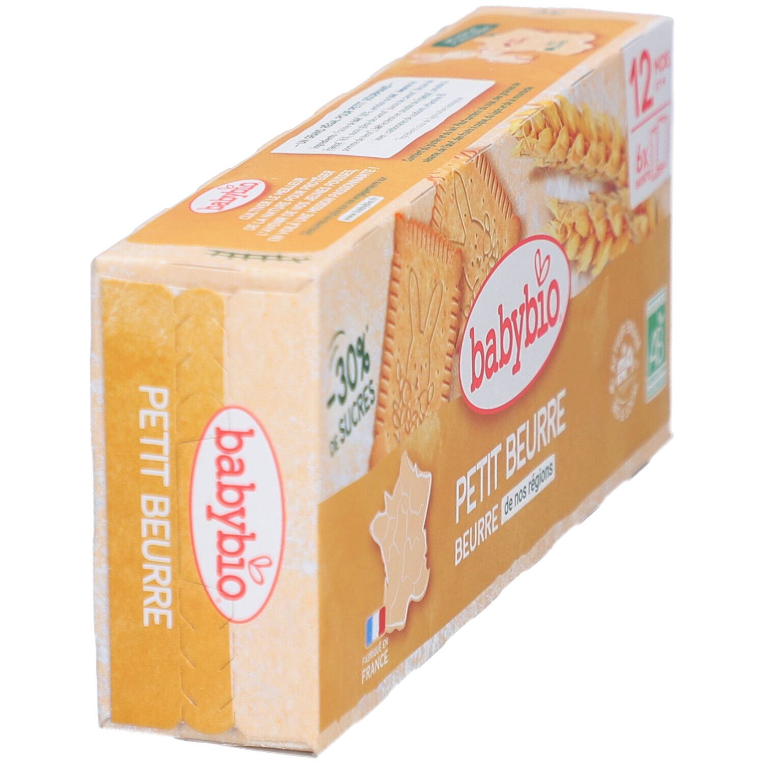 Vue oblique de la boîte de biscuits Babybio Petit Beurre. Inscriptions : Babybio, Petit Beurre, -30% de sucres, 12 mois+, label AB bio.