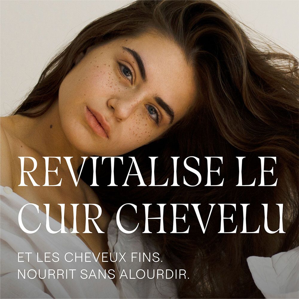 Femme aux longs cheveux bruns. Texte: Revitalise le cuir chevelu et les cheveux fins. Nourrit sans alourdir.