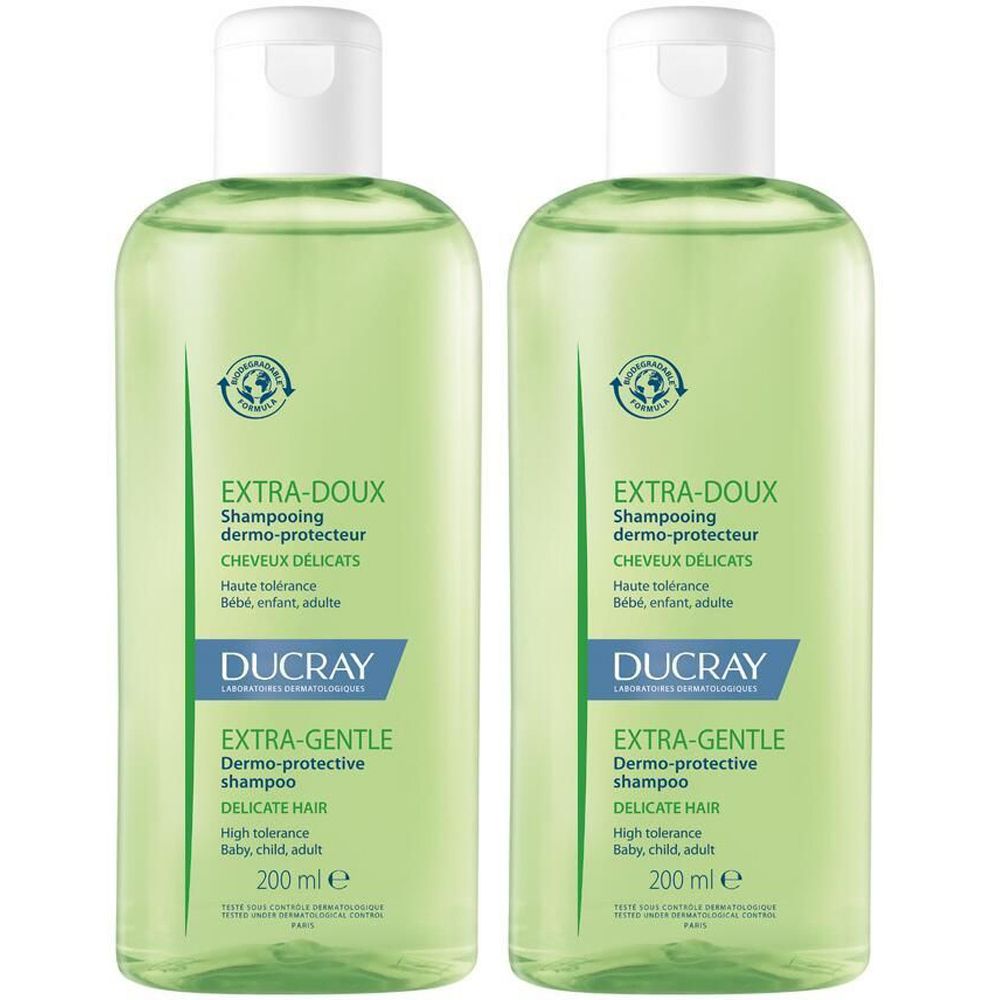 Deux flacons de shampooing vert avec bouchon blanc. Inscriptions : EXTRA-DOUX, DUCRAY, EXTRA-GENTLE. Pour cheveux délicats, 200 ml.